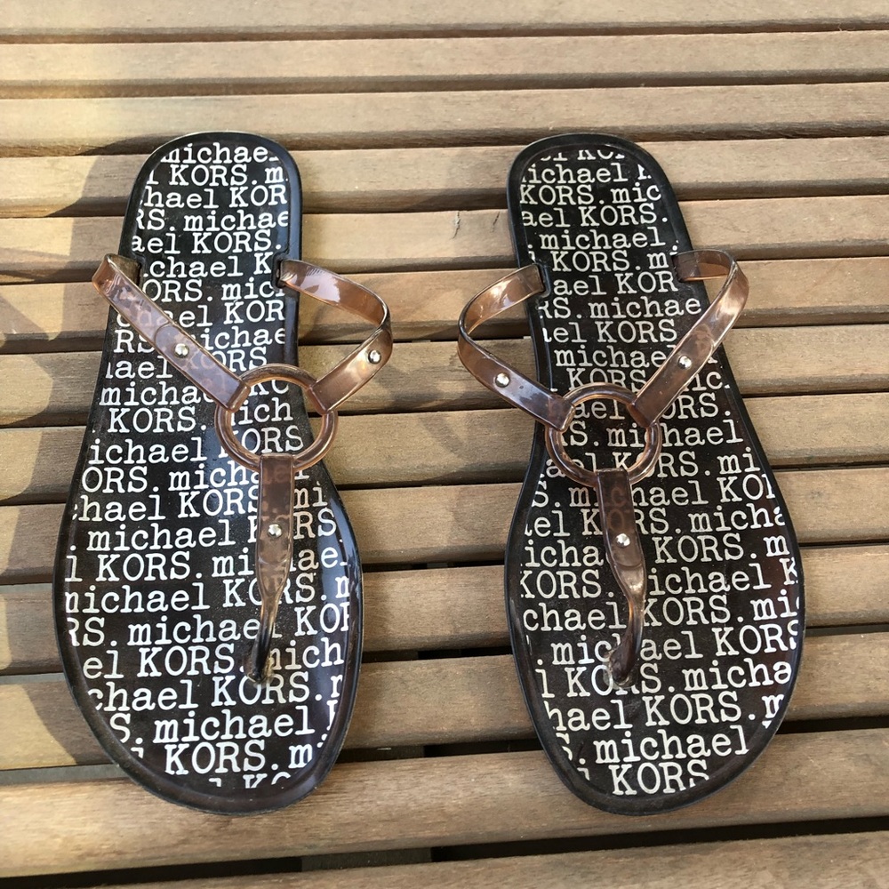 Michael Kors sandals sizer 9
